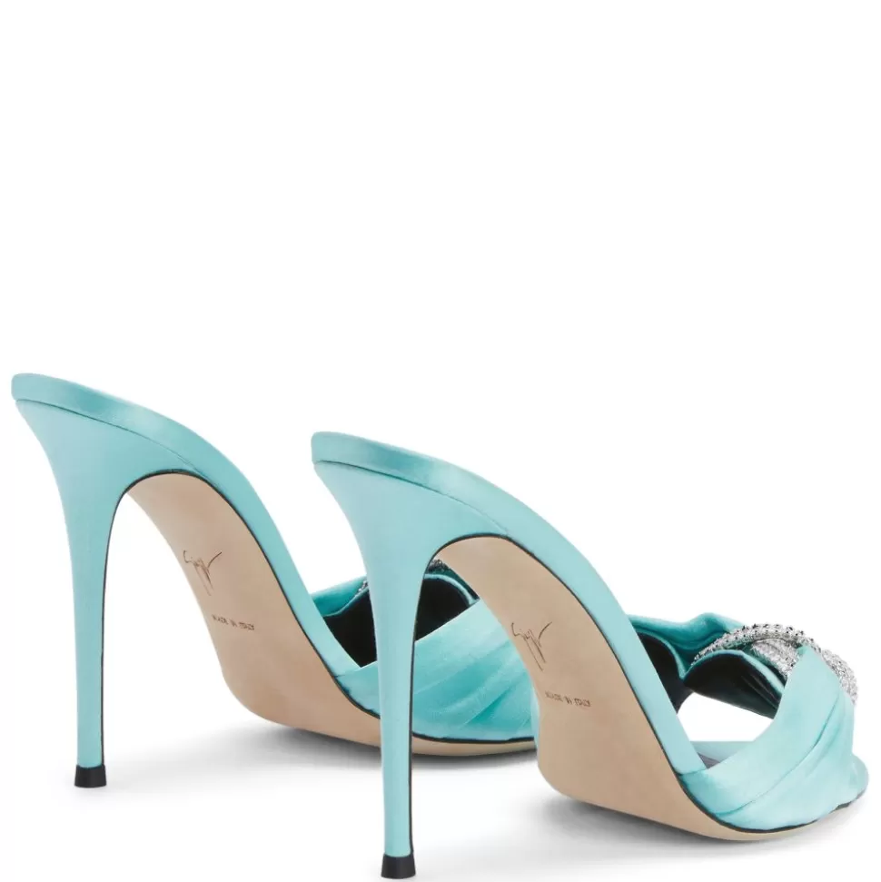 Donna Giuseppe Zanotti Intriigo Knot
