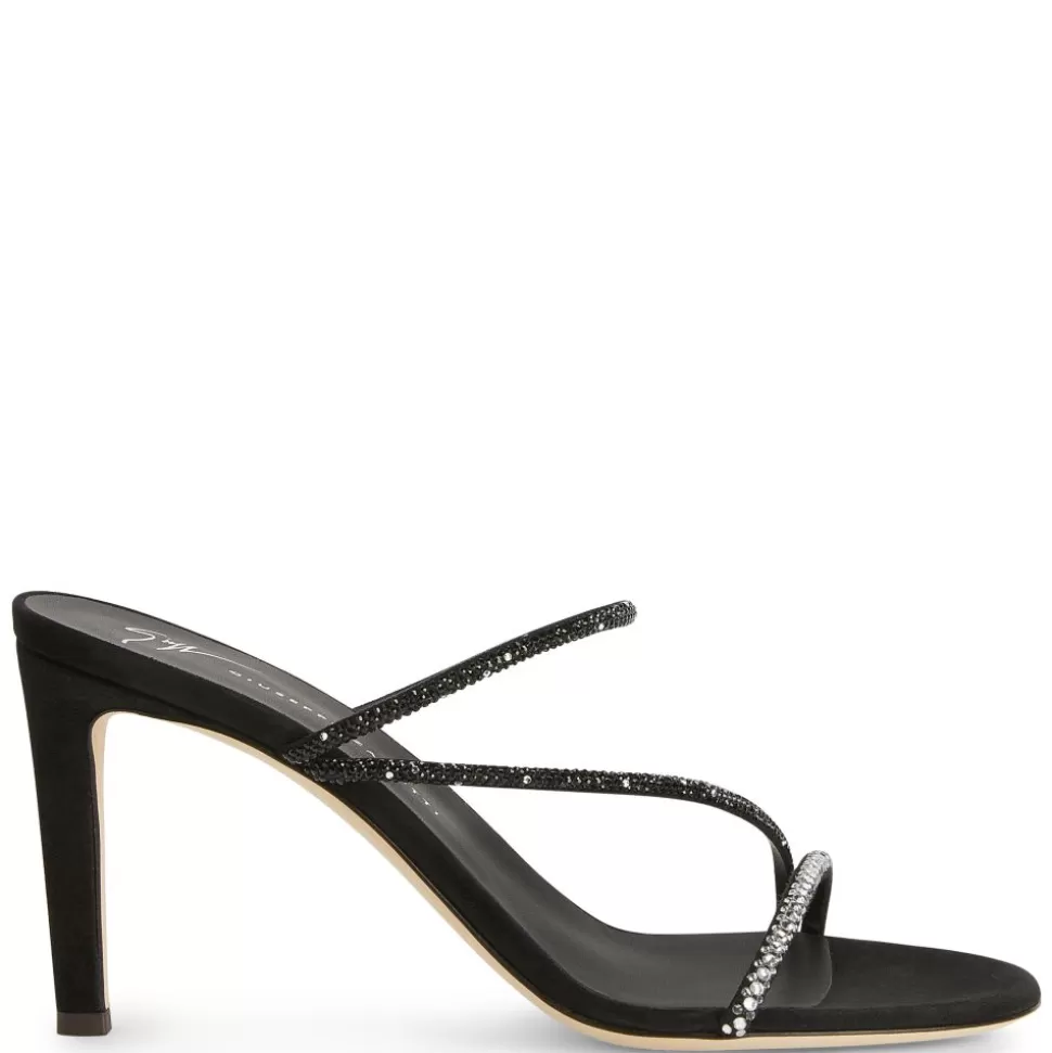 Donna Giuseppe Zanotti Julianne