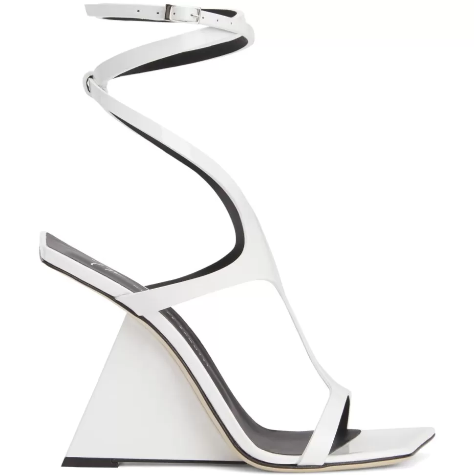 Donna Giuseppe Zanotti Tutankamon